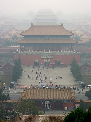 Extremer Smog ber der verbotenen Stadt in Peking